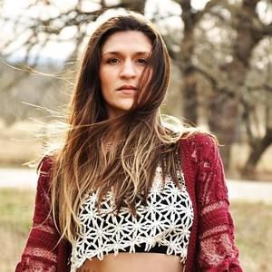 Meet your Posher, Kasie